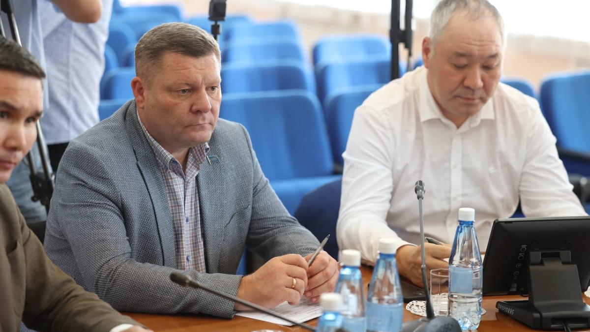 Айсен Николаев обозначил основные направления развития нефтегазовой отрасли Якутии