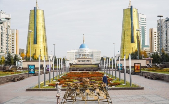 Ахметов: Треть казахстанцев потеряла в доходах в 2025 году