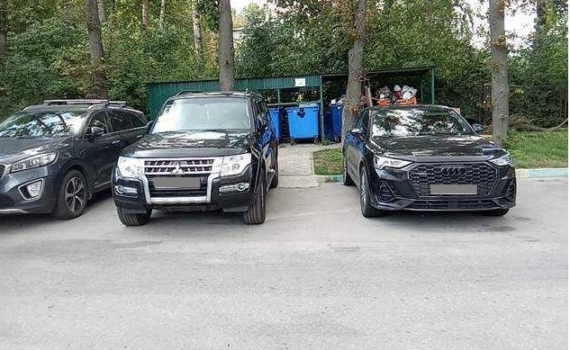 Свободный подъезд к контейнерной площадке — залог чистоты двора!