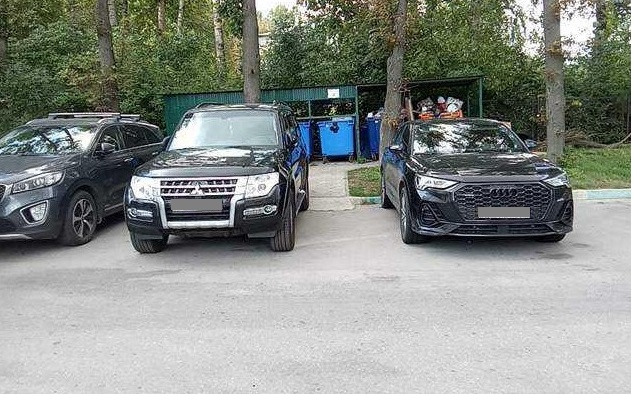 Свободный подъезд к контейнерной площадке — залог чистоты двора! пресс-служба