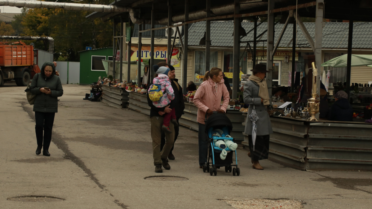 Новомосковск шокирован: женщина рассказала о насилии после съемки интимного видео в палатке ООО «СДК»