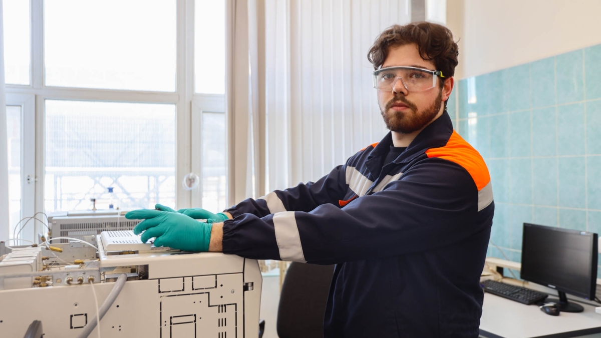 Данила Белозеров – лаборант химанализа пресс-служба