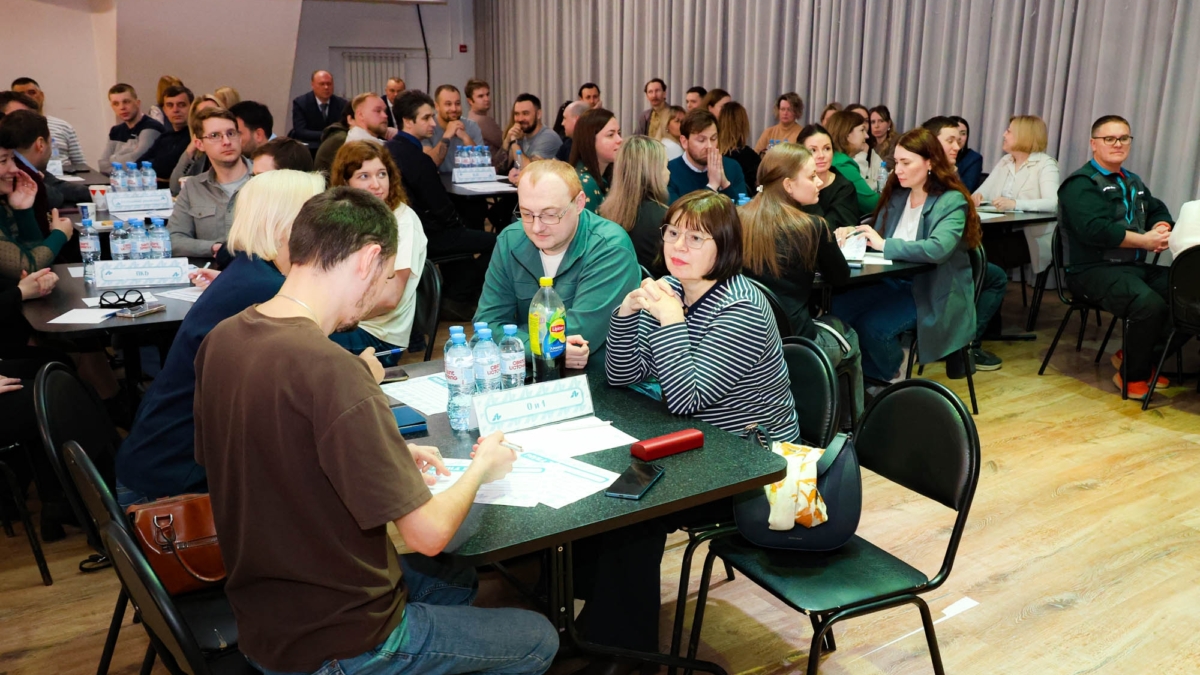 Смех и азарт — на квизе от САМ пресс-служба