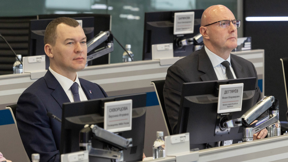 Дмитрий Миляев пригласил зампреда Правительства РФ Дмитрия Чернышенко принять участие в съезде учителей физкультуры в Алексине Правительство Тульской области